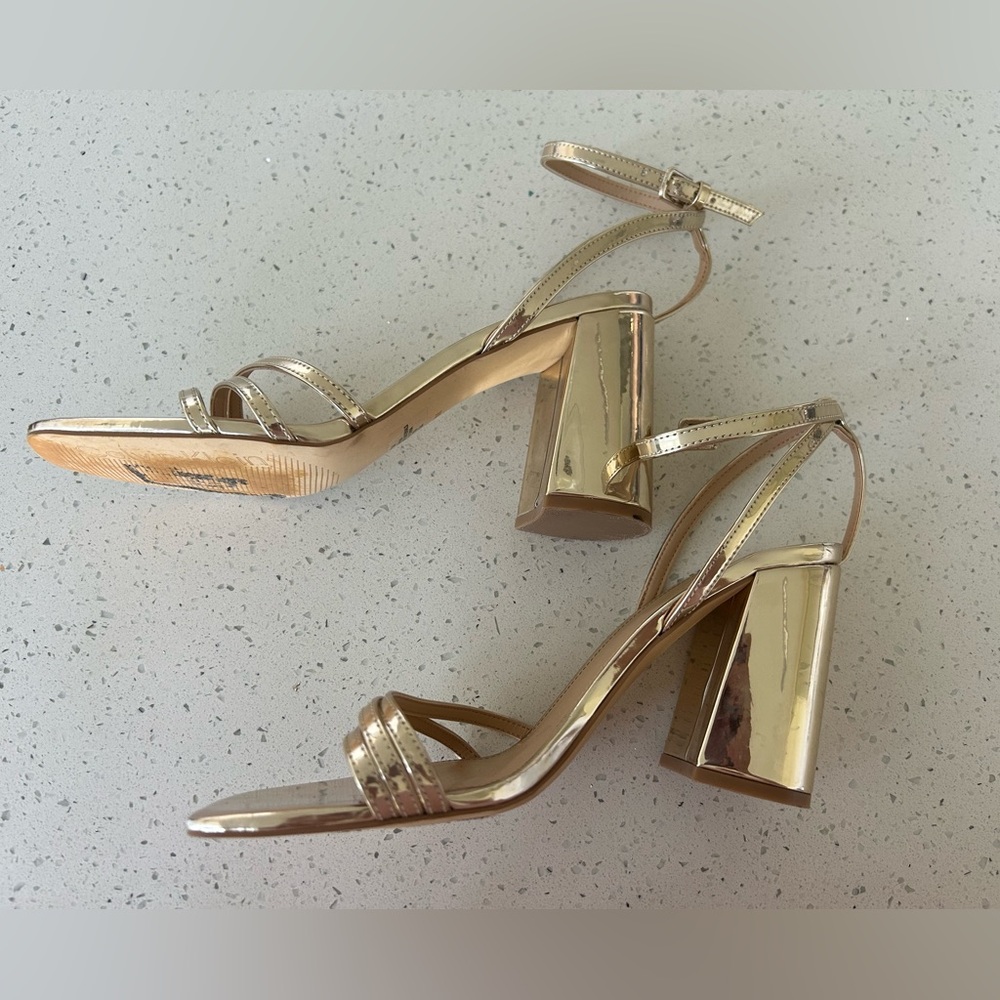 Calvin Klein Quiva Sandal Womens 10 - Picture 7 of 9
